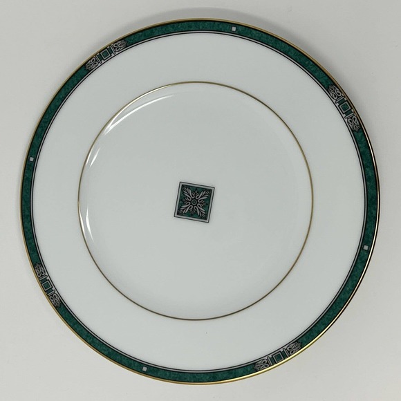 Noritake Emerald Crest 8 1/4" Salad Plate ** New w/ Sticker ** Discontinued - Picture 8 of 16